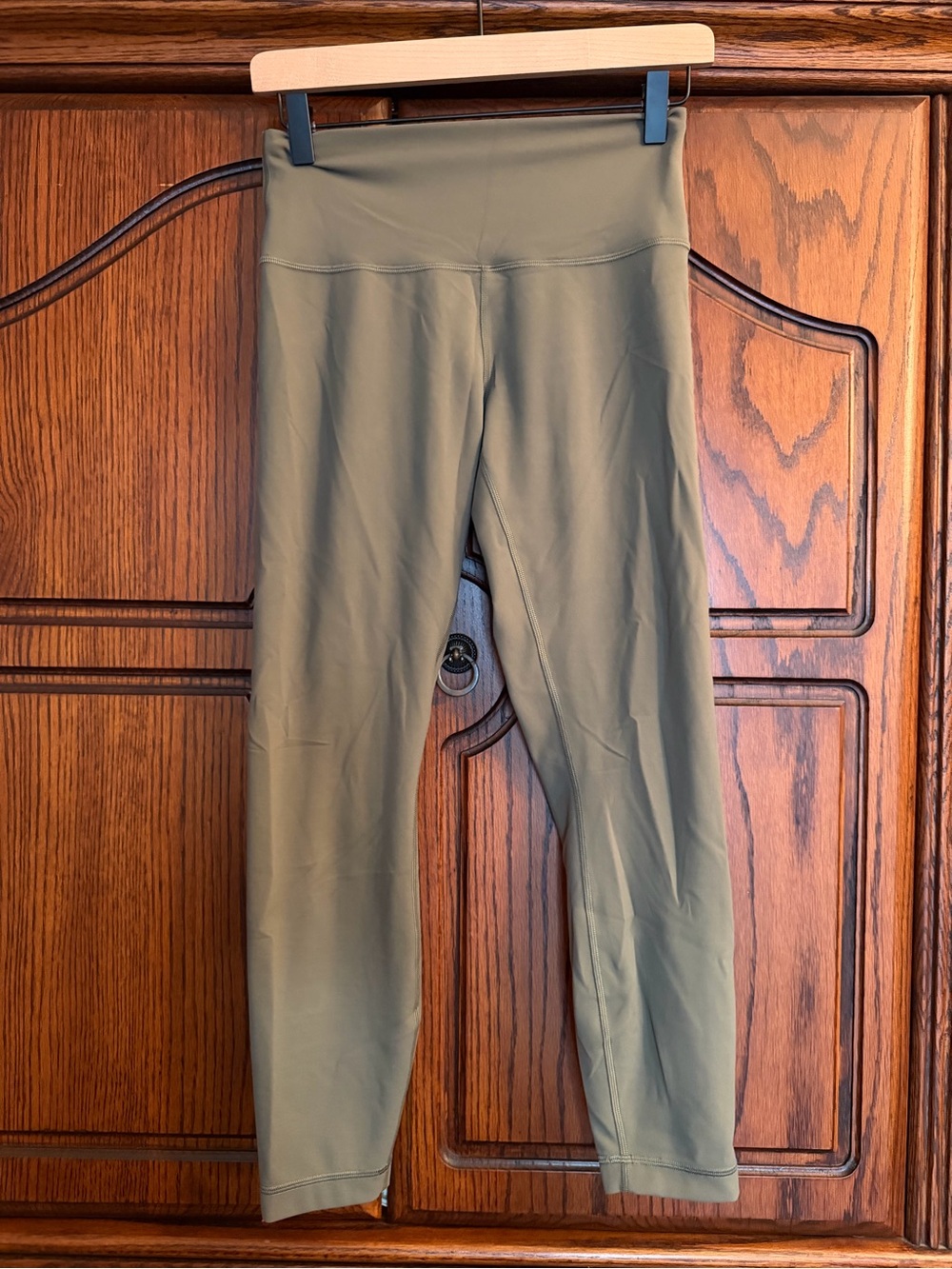 Lululemon Sage Green Base Pace Leggings - Size 8